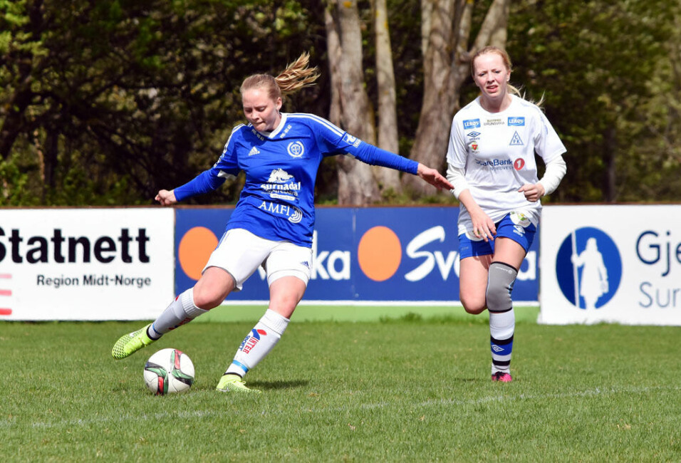 Gine Fugelsøy spilte for Surnadal/Søya/Todalen i 2016