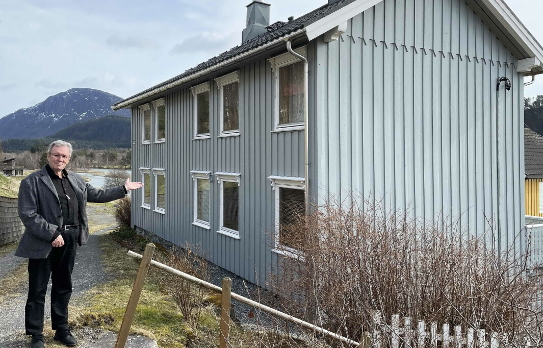 Breidablikk i dag. – Her vart skjærtorsdagstonen (no melodi nr. 247 i salmeboka) nedskriven, seier Bernt Bøe. Breidablikk i dag. – Her vart skjærtorsdagstonen (no melodi nr. 247 i salmeboka) nedskriven, seier Bernt Bøe.