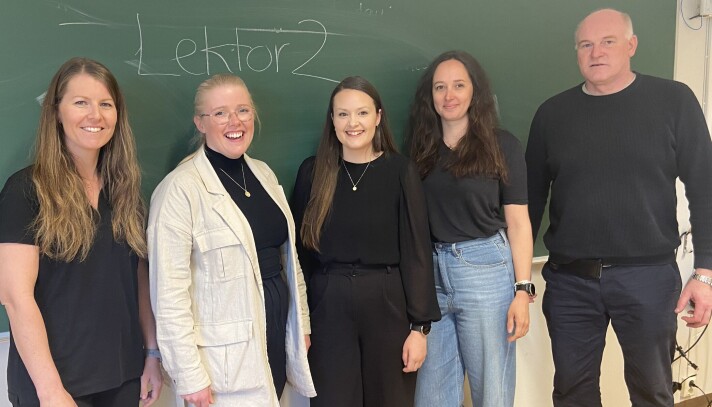 Nina Marie Solem Måøy, Maren Svanem, Synne Mogstad Høivik, Victoria Pettersen og Per Holten. Nina Marie Solem Måøy, Maren Svanem, Synne Mogstad Høivik, Victoria Pettersen og Per Holten.