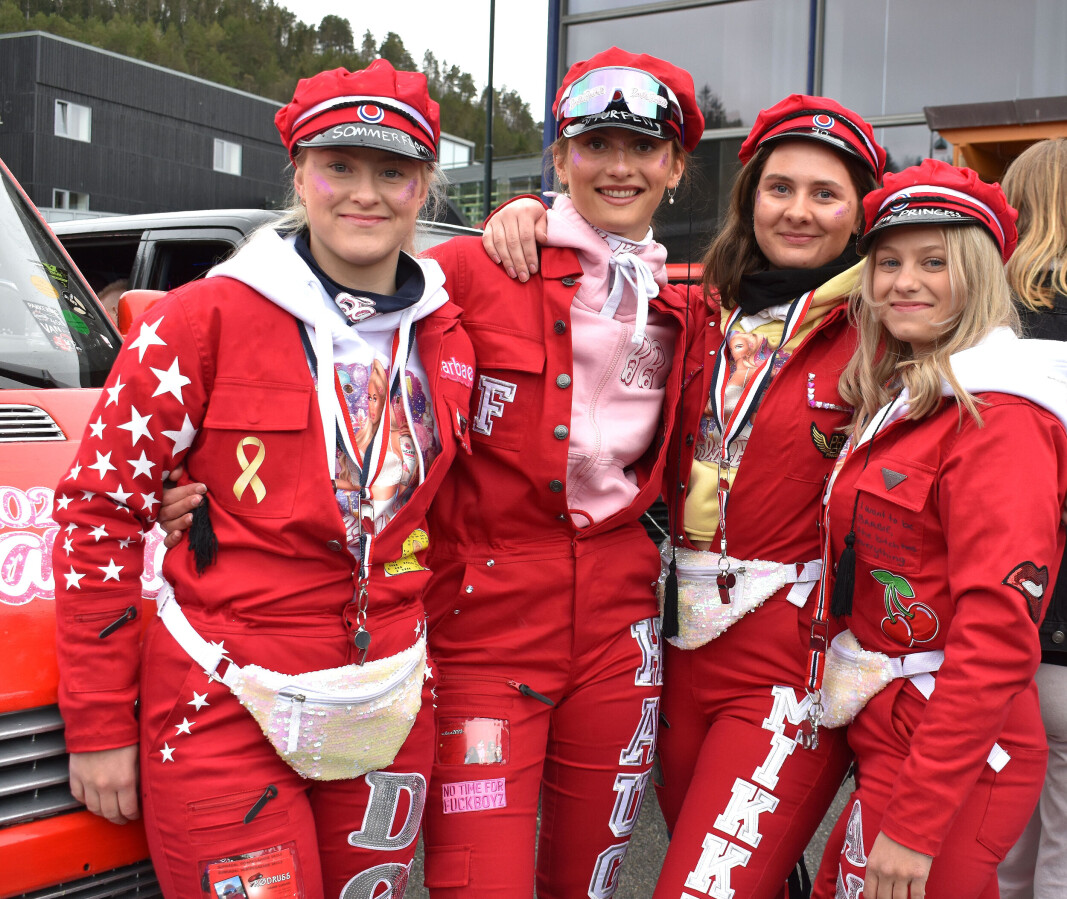 Hanne Dønnem, Fride Husby Haugen, Rebekka Mikkelsen og Johanne Kvendset Andersen Hanne Dønnem, Fride Husby Haugen, Rebekka Mikkelsen og Johanne Kvendset Andersen