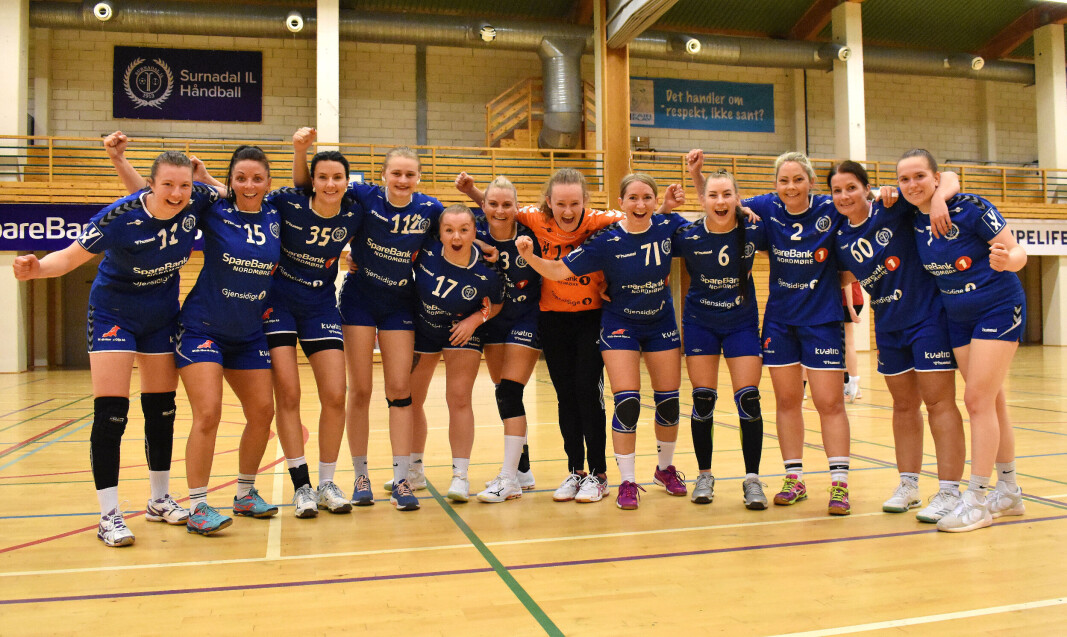 Anja Ranes, Oddrun Husby, Kristin Hilstad Garte, Emma Storkås, Line Indergård, Beate Holten, Ingrid Bergheim. Oddrun Hamnes Aakvik, Ingun Løseth, Kristin Heggset, Johanne Vattøy Sæther og Emilie Brøske Rønning Anja Ranes, Oddrun Husby, Kristin Hilstad Garte, Emma Storkås, Line Indergård, Beate Holten, Ingrid Bergheim. Oddrun Hamnes Aakvik, Ingun Løseth, Kristin Heggset, Johanne Vattøy Sæther og Emilie Brøske Rønning