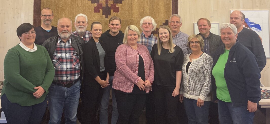 Foran fra venstre: Vibeke Langli, Arnfinn Volden, Siri Selnes, Linn Østgård, Maren Grøthe, Kirsti Landsem og Aud Inger Kallseth. Bak fra venstre: Lars Peder Hammerstad, Johs Håvik, Nils Forren, Arild Røland, Ola T Heggem, Lars Ole Bjørnbett og Ola Bjørnås. Foran fra venstre: Vibeke Langli, Arnfinn Volden, Siri Selnes, Linn Østgård, Maren Grøthe, Kirsti Landsem og Aud Inger Kallseth. Bak fra venstre: Lars Peder Hammerstad, Johs Håvik, Nils Forren, Arild Røland, Ola T Heggem, Lars Ole Bjørnbett og Ola Bjørnås.