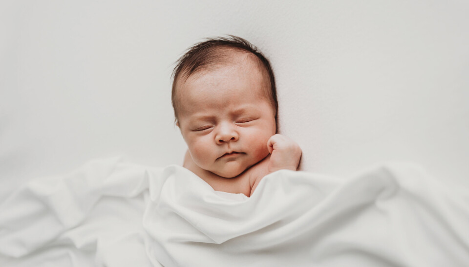 Eksempel på nyfødtfoto Eksempel på nyfødtfoto