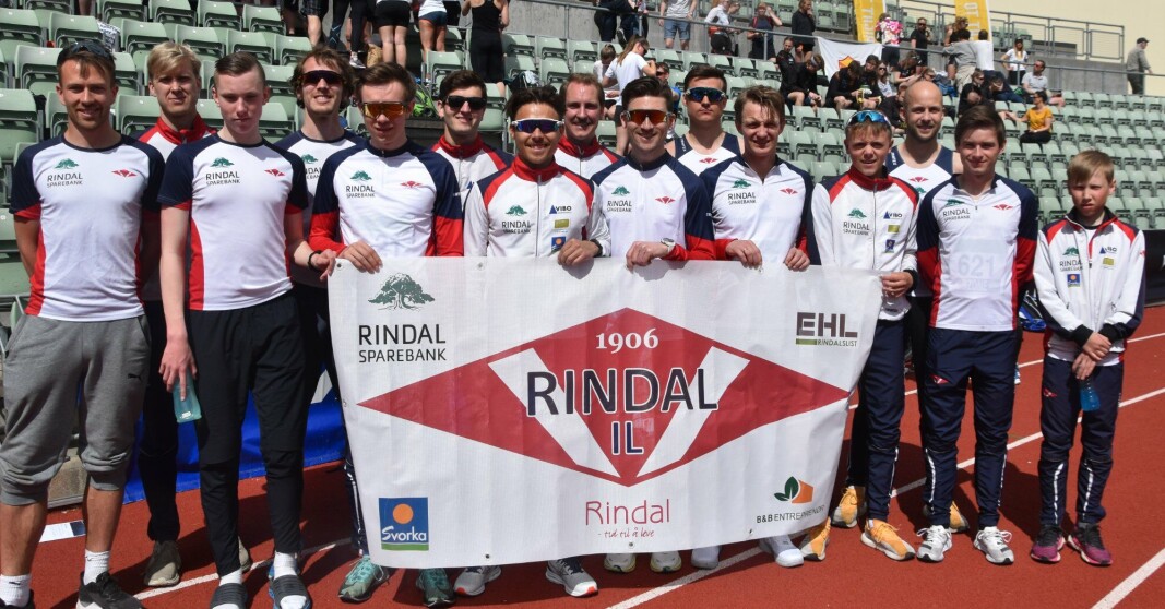 F.v.: Anders Boye, Per Wirehn,Magnus Øyen. Helge Langen, Erik Løfald, Joachim Tranvåg, OLaf Bentzen, Thomas Holm, Alexander Hofstad, Jonas Aasbø, Markus Espelien, Olav Fugelsøy, Kristoffer Nordvik, Erik Kårvatn, Sebastian Børset. F.v.: Anders Boye, Per Wirehn,Magnus Øyen. Helge Langen, Erik Løfald, Joachim Tranvåg, OLaf Bentzen, Thomas Holm, Alexander Hofstad, Jonas Aasbø, Markus Espelien, Olav Fugelsøy, Kristoffer Nordvik, Erik Kårvatn, Sebastian Børset.