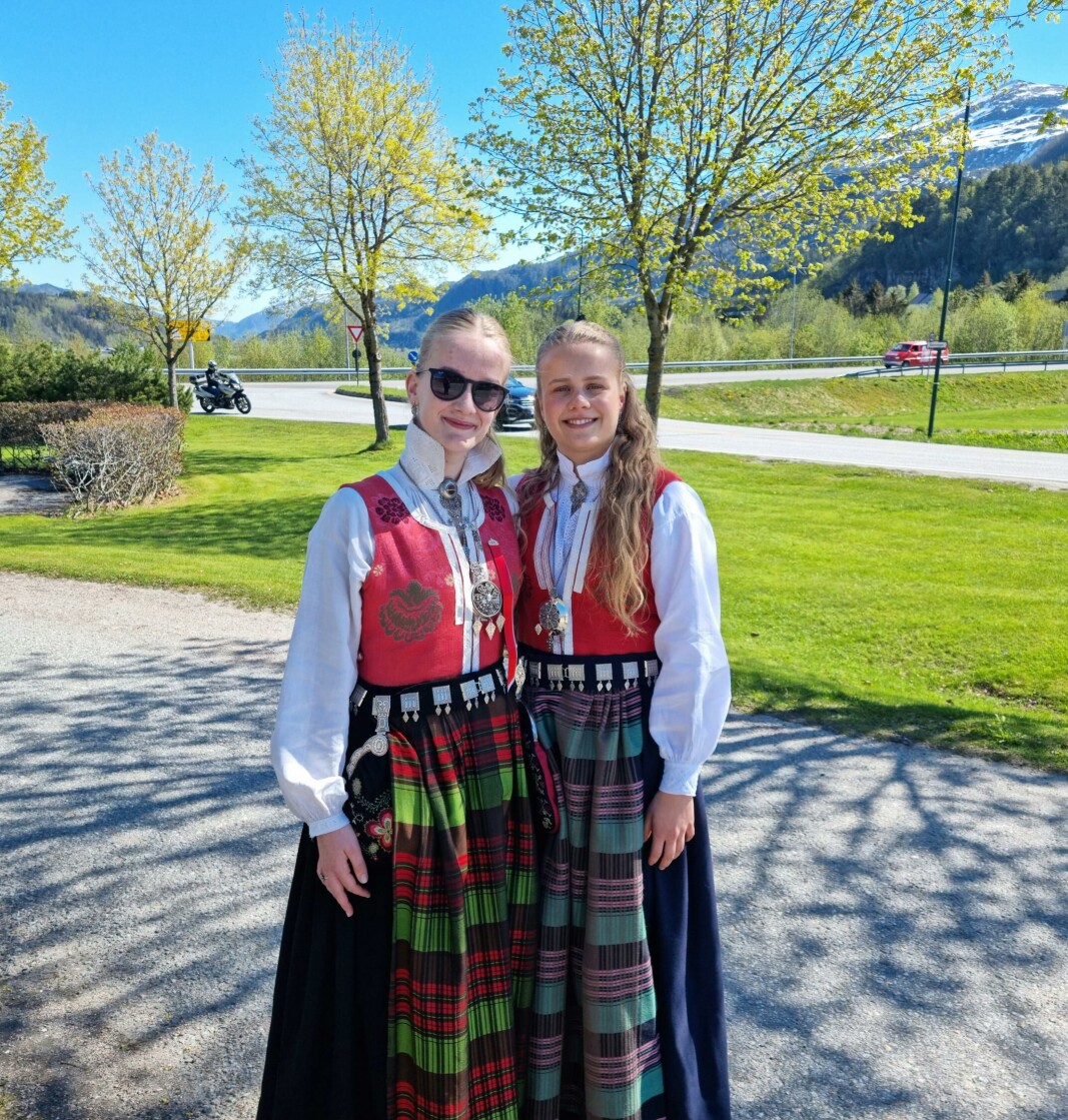 -Vi ska kos oss. Ida Mo og Synne Lie Fjeldvær såg fram til feiring i godværet -Vi ska kos oss. Ida Mo og Synne Lie Fjeldvær såg fram til feiring i godværet