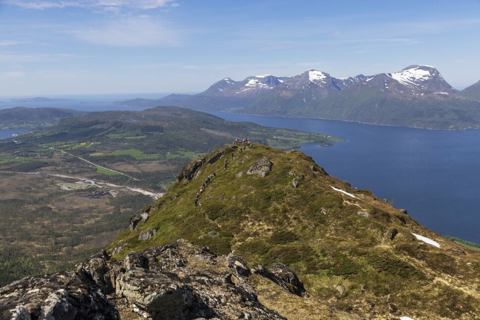 Til topps på Hennafjellet.