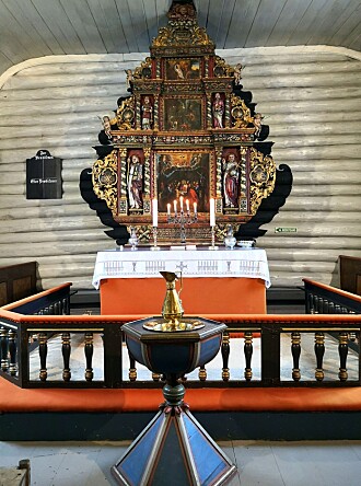 Koret i Halsa kyrkje. Koret i Halsa kyrkje.
