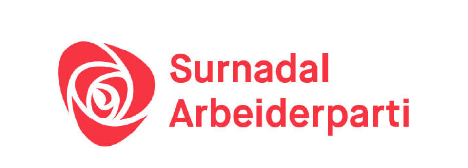 Ekstraordinært årsmøte Surnadal Arbeiderparti sin logo.