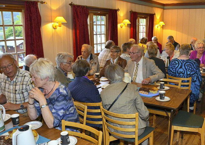 Alltid kaffestund i Kyrkjestua før Jonsvaka-konserten. Alltid kaffestund i Kyrkjestua før Jonsvaka-konserten.