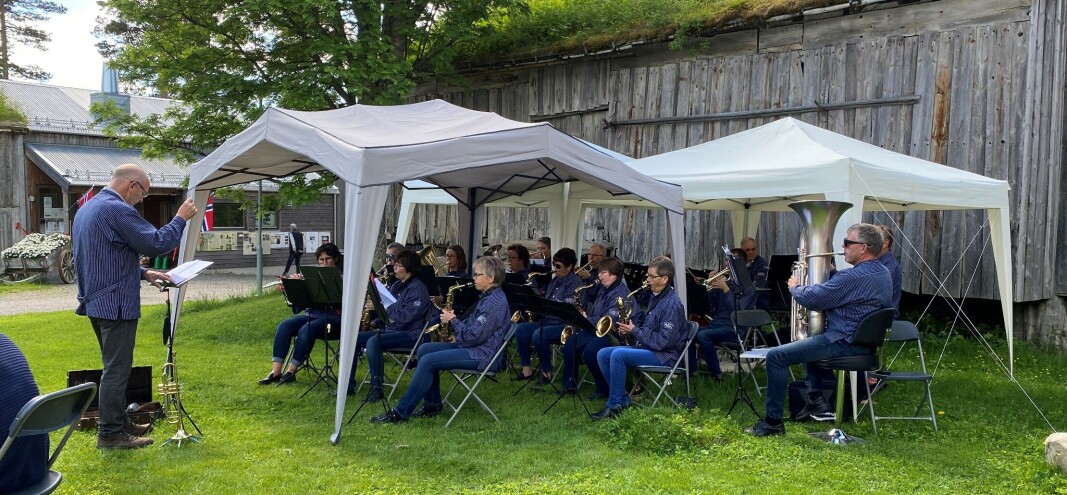 Blæst'n spilte en fin liten konsert. Blæst'n spilte en fin liten konsert.