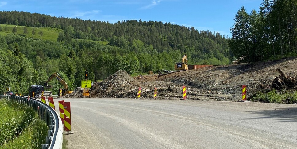 Bjørnåssvingen i Rindal utbedres - vegen blir sikrere
