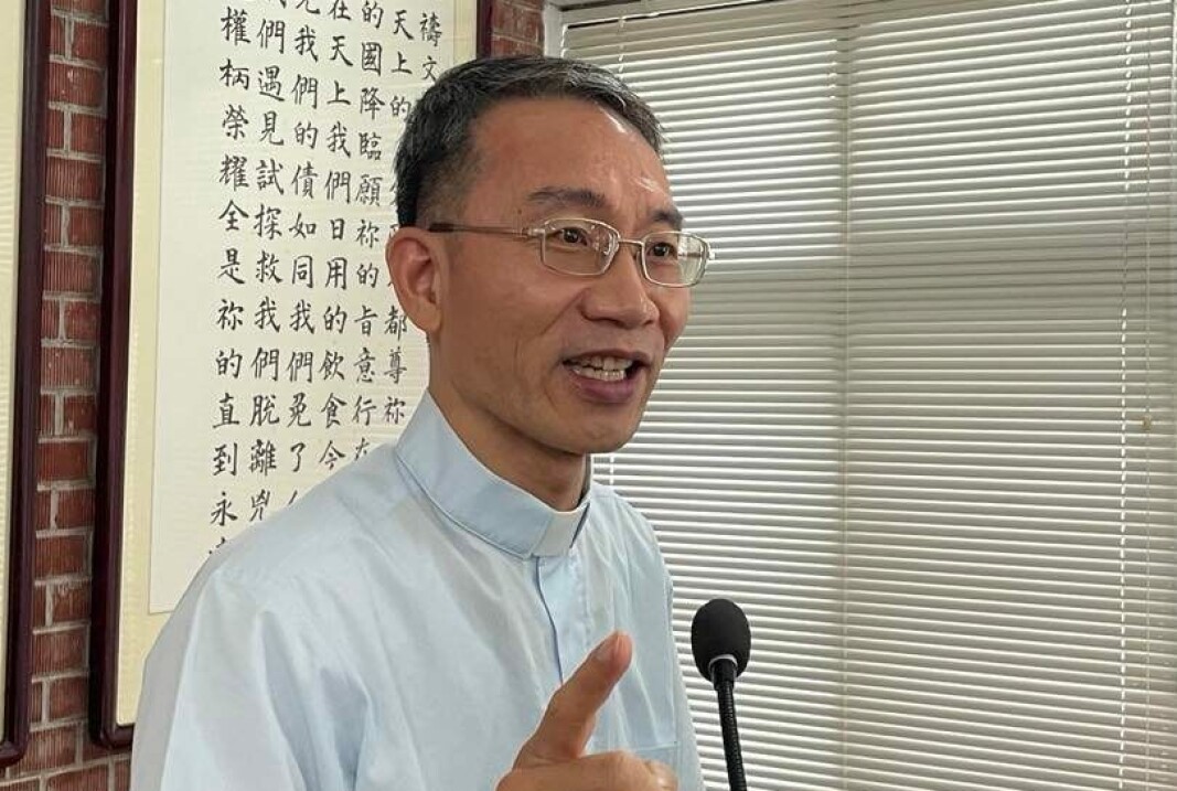 Biskop Pan Li Yen. Biskop Pan Li Yen.