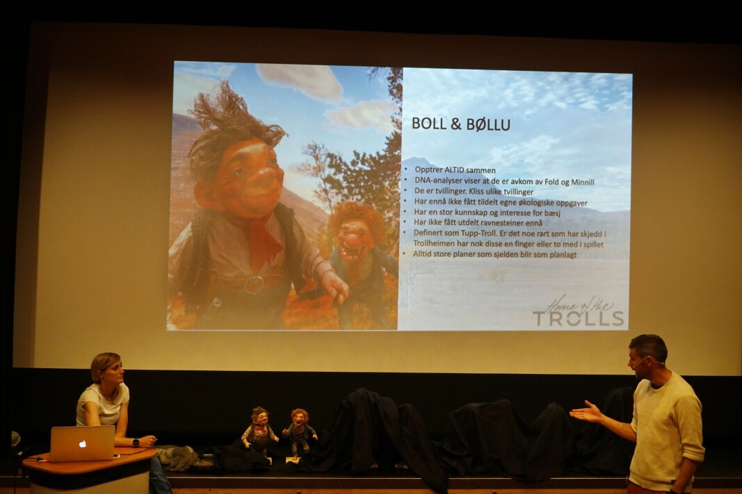 Boll og Bøllu - kliss ulike tvillinger. Boll og Bøllu - kliss ulike tvillinger.