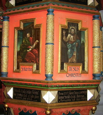 Som ung dekorerte Kolset preikestolen i si barndoms kyrkje, Halsa.