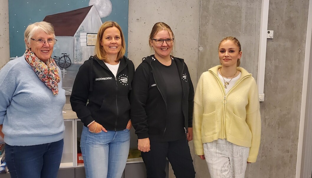 Britt May Hollås fra Sanitetsforeningen, Kristin Børset og Marit Solem Meisingset i Surnadal kommune og Hedda Margly Krangnes-Edvardsen fra Ungdomsrådet reflekterte over Ungdata-resultatene for 2022. Britt May Hollås fra Sanitetsforeningen, Kristin Børset og Marit Solem Meisingset i Surnadal kommune og Hedda Margly Krangnes-Edvardsen fra Ungdomsrådet reflekterte over Ungdata-resultatene for 2022.