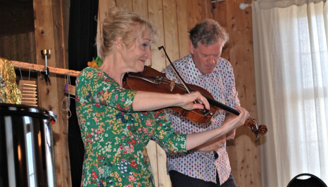 Duo Stemma med Herdís Anna Jónsdóttir og Steef van Ossterhout Duo Stemma med Herdís Anna Jónsdóttir og Steef van Ossterhout