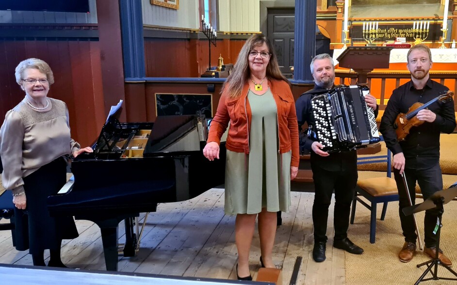 Margaret Rensvik, Turid Røen Kroknes, Ronny Kjøsen og Øyvind Smidt