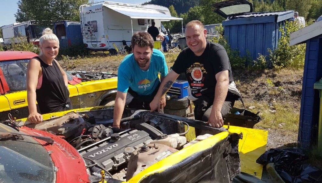Fra et tidligere løp i Melhus. Fra venstre Ann Charlott Dahl Holden, Frank Røen og Kristian Stinus Holden. Fra et tidligere løp i Melhus. Fra venstre Ann Charlott Dahl Holden, Frank Røen og Kristian Stinus Holden.