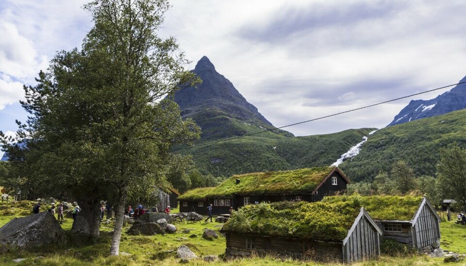 Idylliske Renndølssetra ligg der så vakkert til mellom fjella