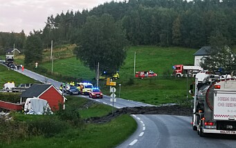 Hus tatt av jordras i Valsøyfjord - en person er bekreftet omkommet