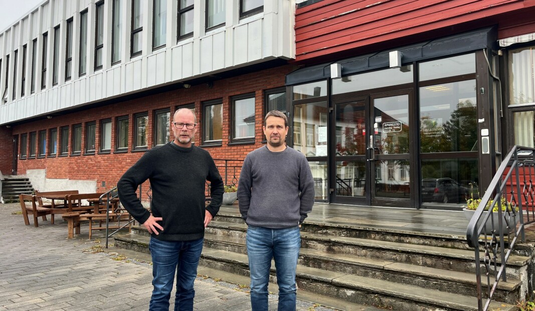 Kommunedirektør Mons Otnes og økonomisjef Henning Andersen er svært bekymret for kommunes økonomi framover.