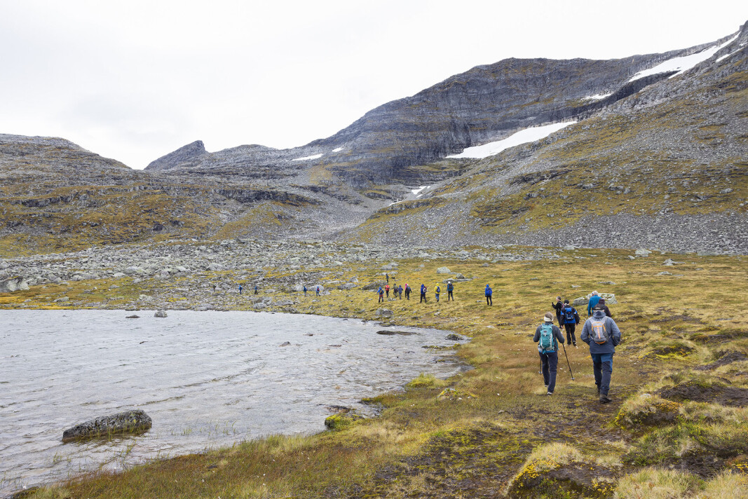 Under Gråfjellet. Under Gråfjellet.