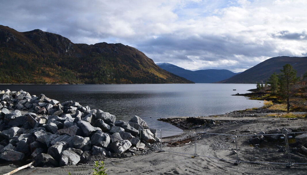 Grasjøen sett fra Gråhaugen. Grasjøen sett fra Gråhaugen.