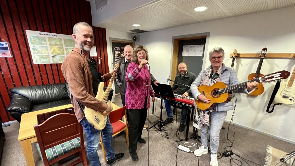 Biskop Ingeborg som rockesolist! Biskop Ingeborg som rockesolist!