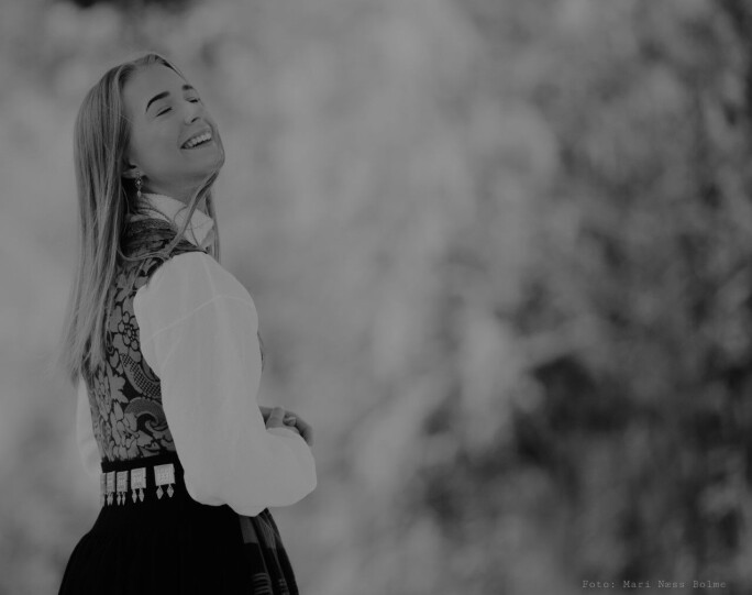Ingeborg Dønheim kjem og spelar før Espen Lind og Skjalg Raaen. – Det er veldig gøy å gi eit lokalt talent ein sjanse til å vise seg fram, seier Edvin. Ingeborg Dønheim kjem og spelar før Espen Lind og Skjalg Raaen. – Det er veldig gøy å gi eit lokalt talent ein sjanse til å vise seg fram, seier Edvin.