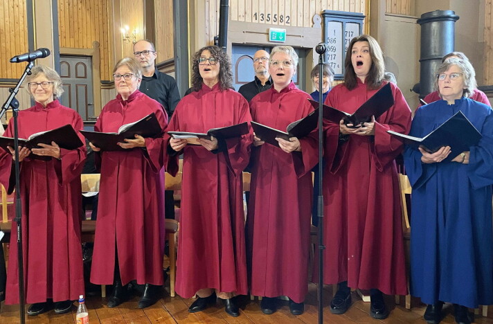 Korsong: Prosjekt 17 og Credo gjorde stor innsats under gudstenesta i Stangvik. Kora representerer kanskje største frivillig-korpset i lokalkyrkja Korsong: Prosjekt 17 og Credo gjorde stor innsats under gudstenesta i Stangvik. Kora representerer kanskje største frivillig-korpset i lokalkyrkja