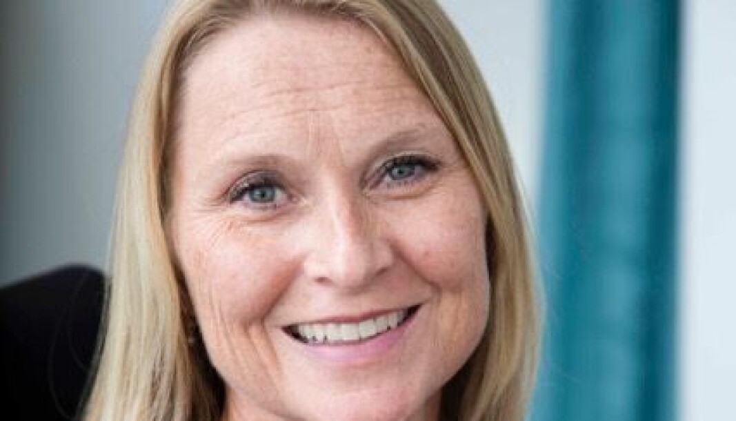 Kari L. Mogstad Kari L. Mogstad