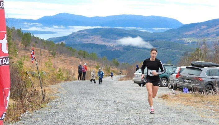 Lisabeth Sæterbø kom inn på tida 18:40 Lisabeth Sæterbø kom inn på tida 18:40