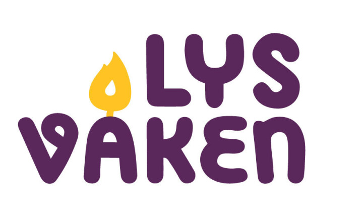 Lys våken for 5.- og 6.-klassingene i Rindal En logo. Det står lys våken. Ringen over Å'en er forma som en flamme.