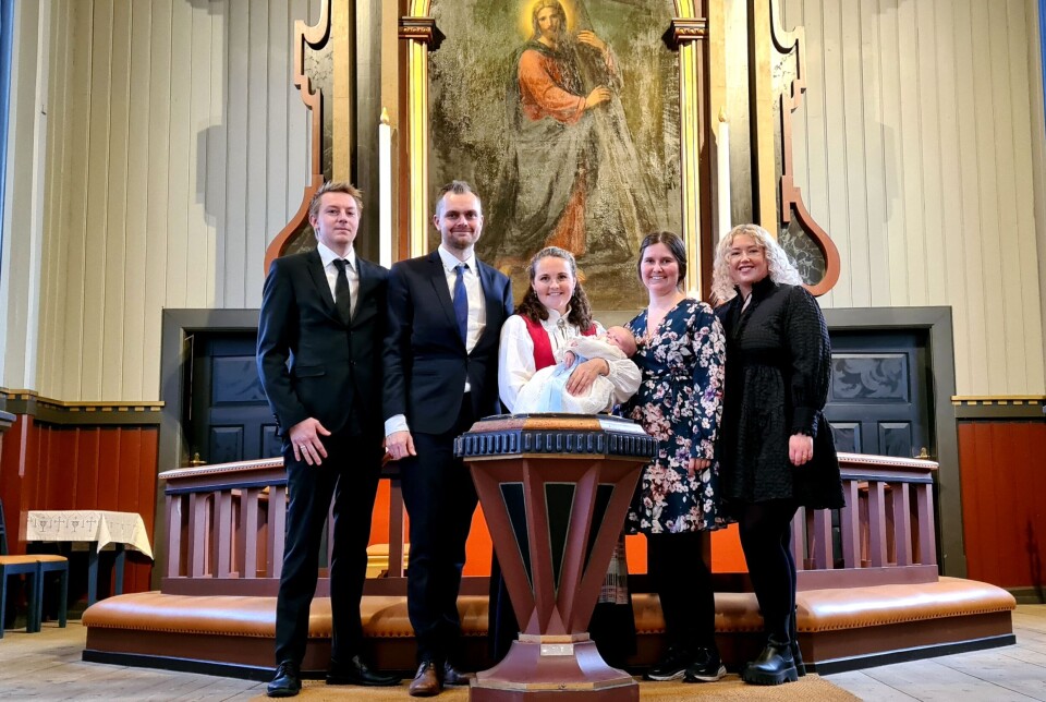 Alfred Solem med foreldre og fadderar Alfred Solem med foreldre og fadderar