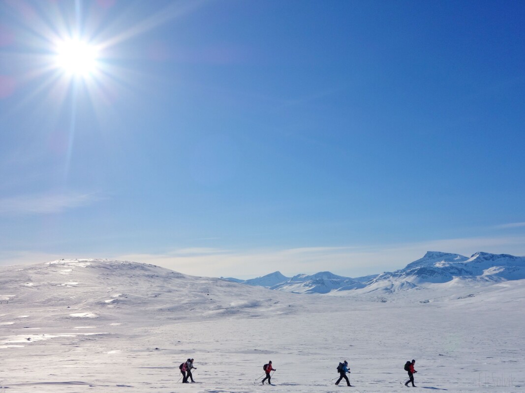 På tur opp mot Glupen. Her kjem vi snart på turistlina mellom Trollheimshytta og Seterlia, Langlimarka. Her er vi såvidt innom kommunegrensa til Surnadal. På tur opp mot Glupen. Her kjem vi snart på turistlina mellom Trollheimshytta og Seterlia, Langlimarka. Her er vi såvidt innom kommunegrensa til Surnadal.