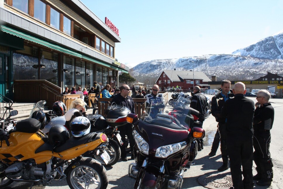 1. mai 2012. Lunsjpause på Oppdal.