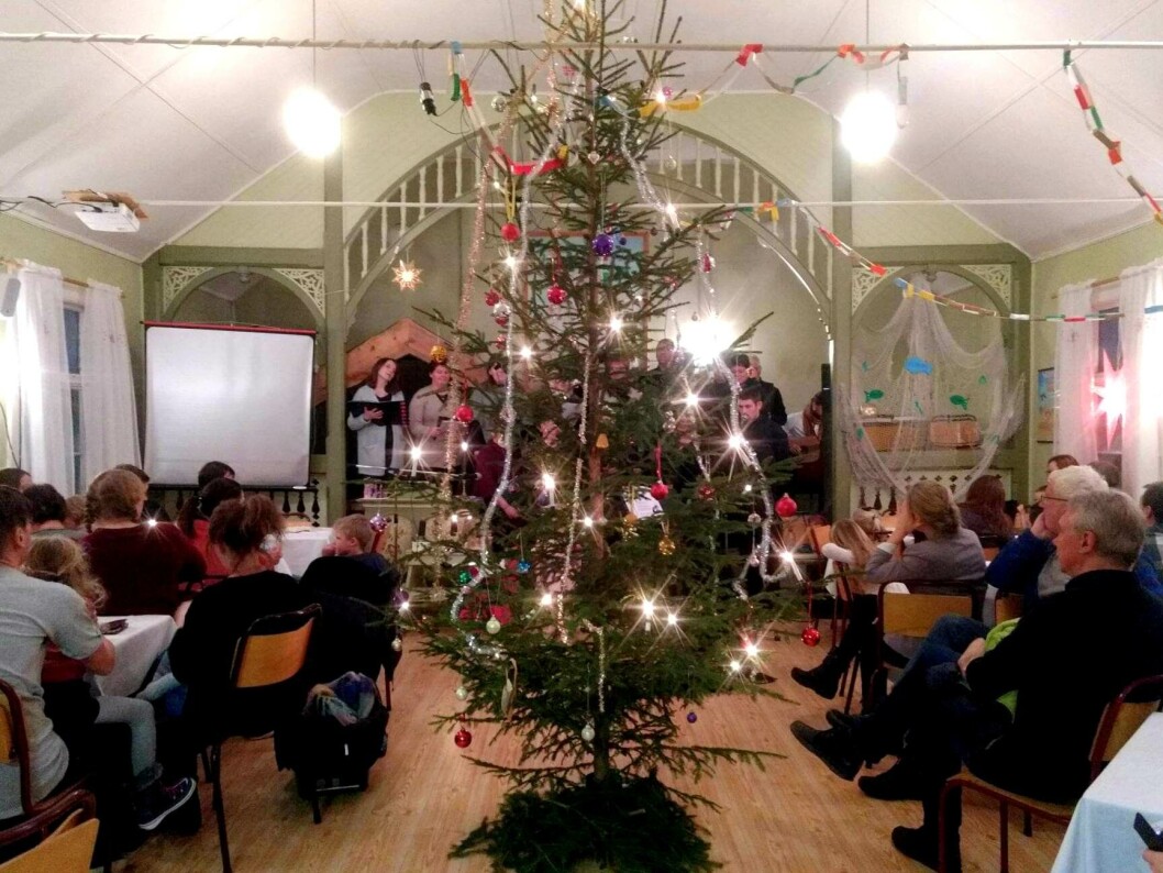 Frå adventsstund i Dønnem bedehus 2017 Frå adventsstund i Dønnem bedehus 2017