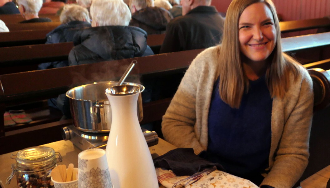 Ingrid Storlimo med varm gløgg. Ingrid Storlimo med varm gløgg.