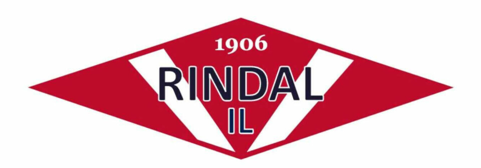 Rindal IL sin logo. Rød og hvit bakgrunn, 'Rindal IL' i blå skift, og årstallet 1906 i hvitt over.