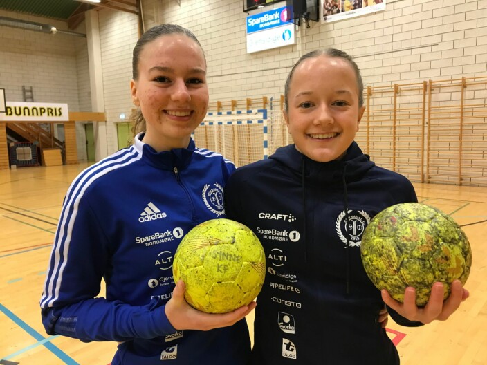 Synne Kvendset Fiske og Eiri Henriksdotter Blekken er to av flere J16-spillere som for lengst har bevist at de har noe på et damelag å gjøre.