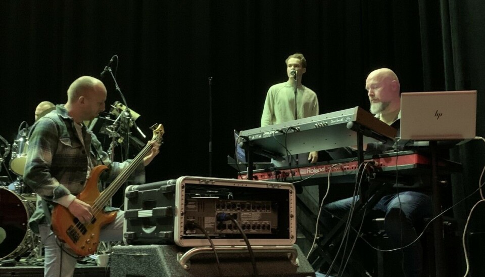Torbjørn Kvande er ein stødig bassist.