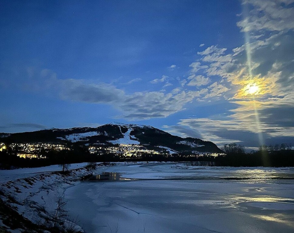 Nydelig morgen, Surnadal Nydelig morgen, Surnadal