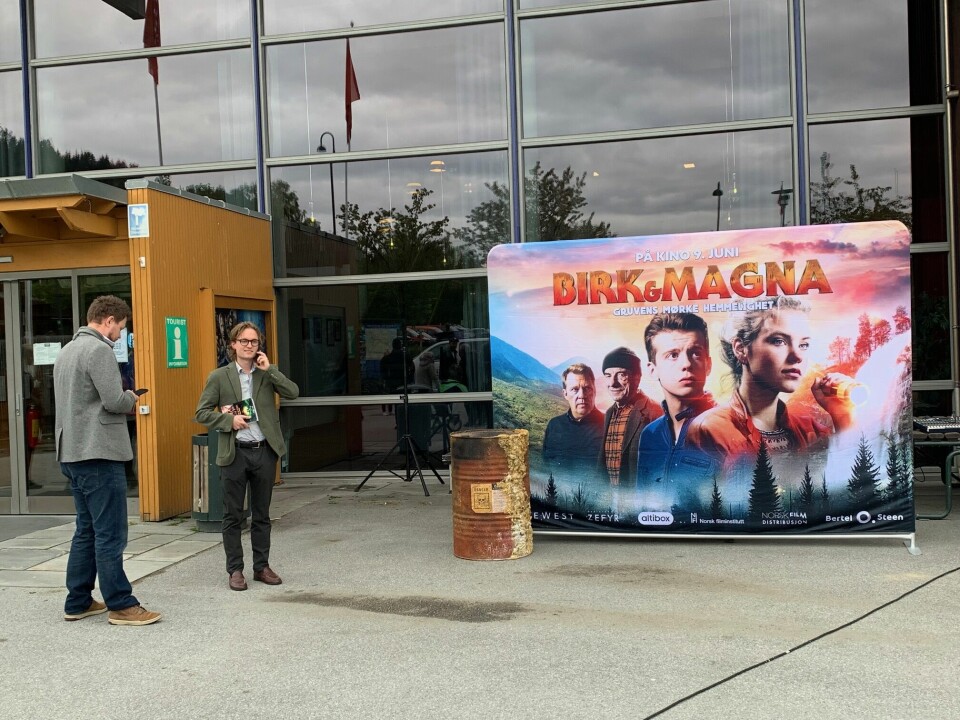 Regissør Christer Steffensen og manusforfattar Sivert Kalvø Harang var tilstades og fortalde om filmen Birk og Magna, som har førpremiere i Surnadal under Vårsøghelga.