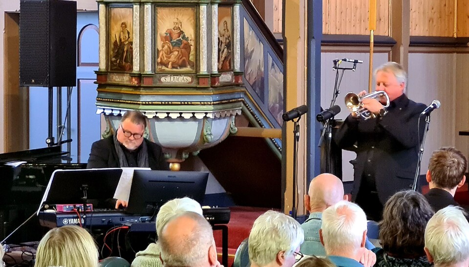 Næss ved keyboardet og Antonsen med trompet