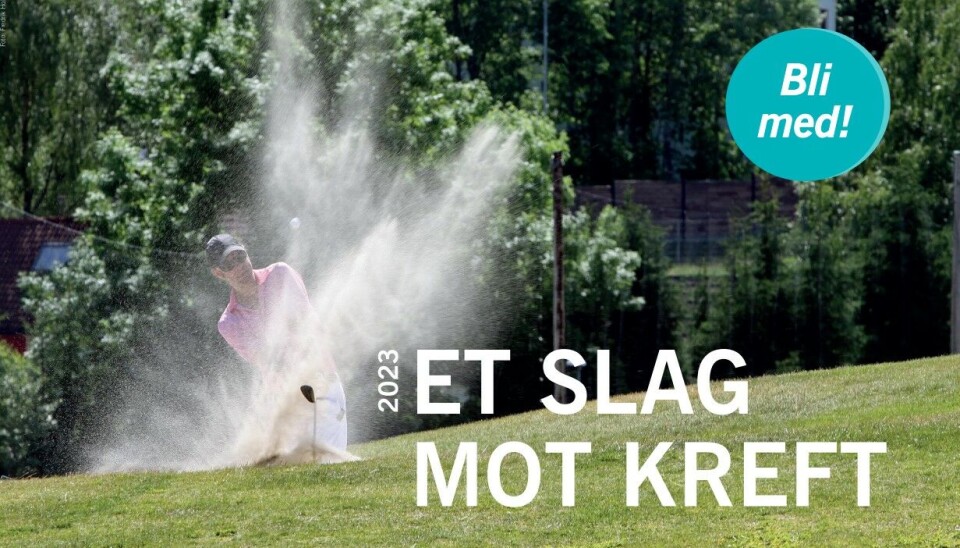 Plakat fra Kreftforeningen. En golfspiller som slår ballen. Påskrift 'Et slag mot kreft'.