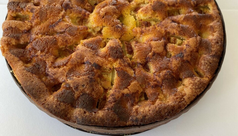 Lia Gard med åpent utsalg En kake/pai