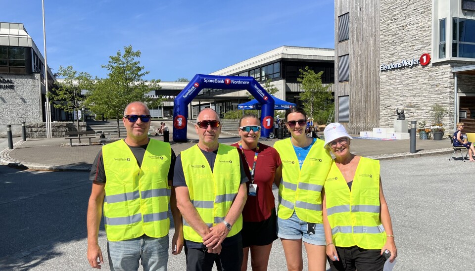 Sverre Fiske, Magne Snekvik, May Tove Aanes, Kristin Hilstad Garte og Liv Dalsegg i SpareBank 1 Nordmøre var strålende fornøyde med årets Bankmil.