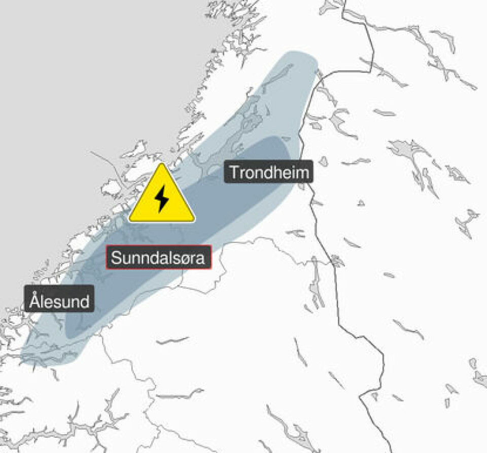 Et kart over norge med farevarsel for lyn fra Ålesund opp til Trondheim