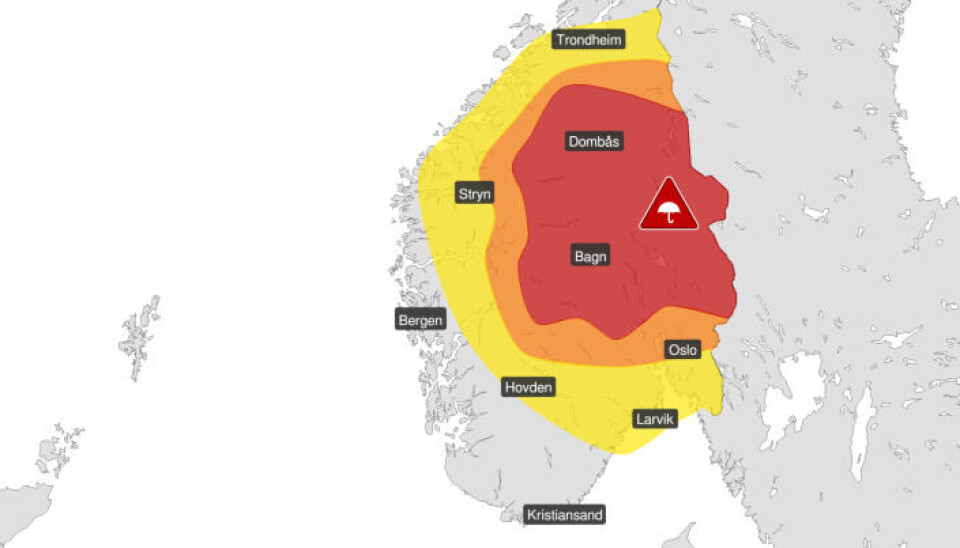 Kartet viser området for ekstremværet Hans og omliggende områder for oransje og gult farevarsel Kartet viser området for ekstremværet Hans og omliggende områder for oransje og gult farevarsel