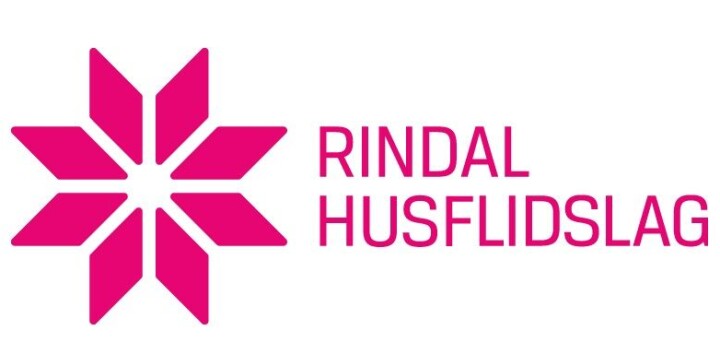 Husflidskveld i kantina på Rindal skole